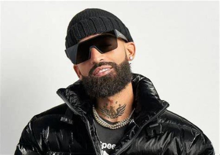 Arcangel Se Porta Mal (part. Alex Rose) Ouvir M&uacute;sica