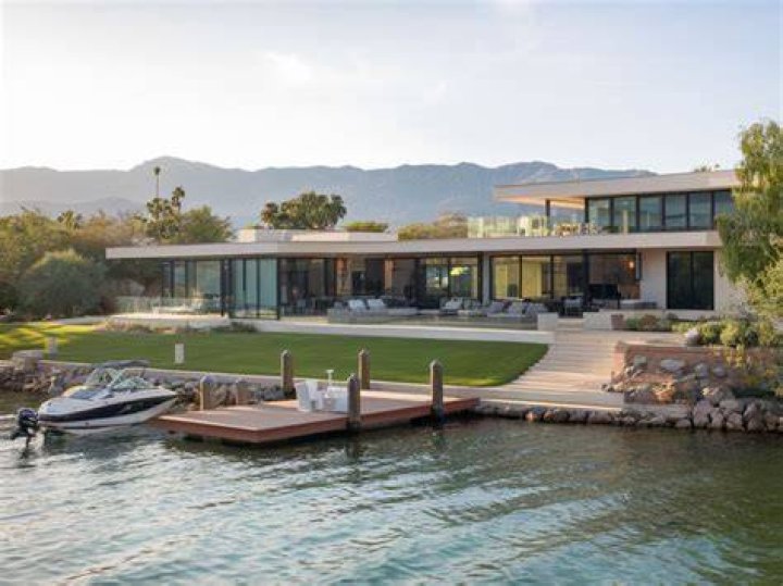 Arizona Waterfront Luxury Properties for Sale
