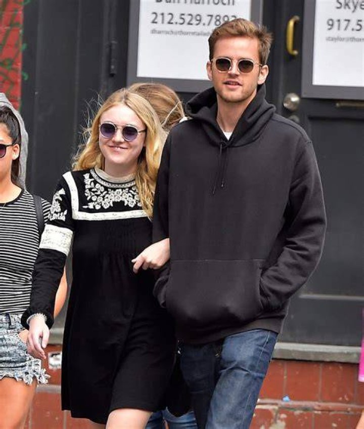 Dakota Fanning and Boyfriend Jamie Strachan Out in LA &bull; CelebMafia