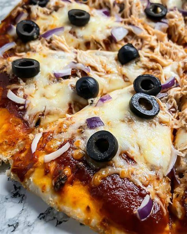 Incredible Keto Canned Chicken Pizza Crust