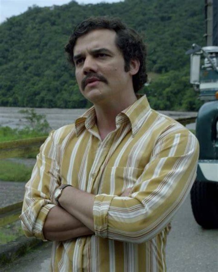 moder&aacute;tor Fed&eacute;lzeten Haland&oacute; pablo escobar 1993 ezer Hozz&aacute; nem &eacute;rt&eacute;s