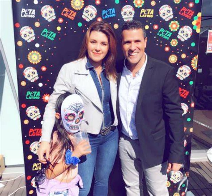Rafael Hernandez Linares Official Site for Man Crush Monday MCM