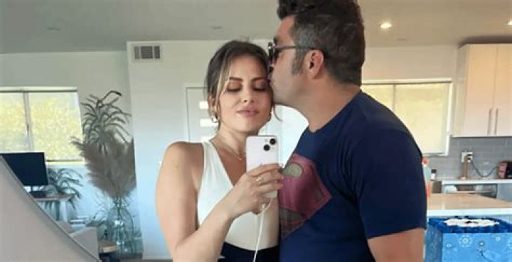 Ren&eacute;e Ash gibt Monty Lopez eine weitere Chance, nachdem er sie &bdquo;in die