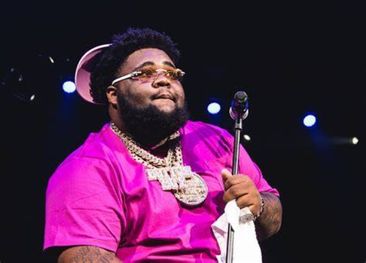 Tampa Bay rapper Rod Wave will give away 25,000 of free gas in St. Pete next week Tampa