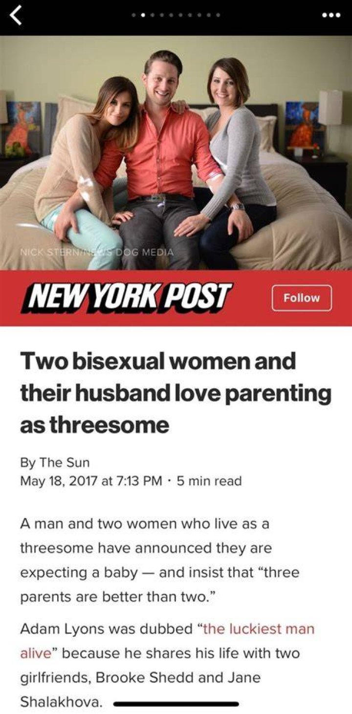 Two bisexual women and their husband love parenting as threesome New
