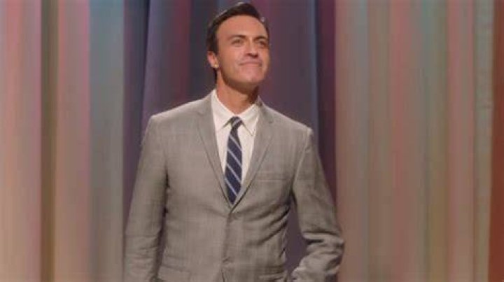 Who Plays Gordon Ford On The Marvelous Mrs. Maisel?