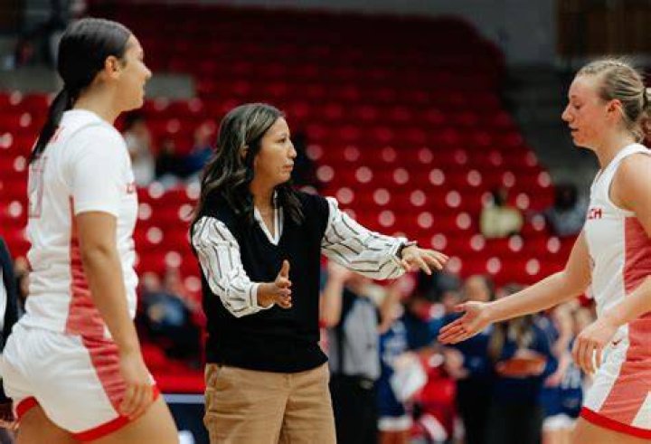 Women&rsquo;s basketball Associate head coach Toriano Towns at heart of CU