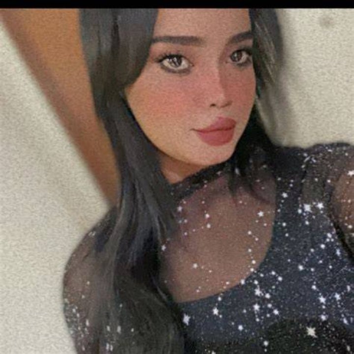 Zahra 𓅓 (zahrahashemi) Snapchat Stories, Spotlight & Lenses